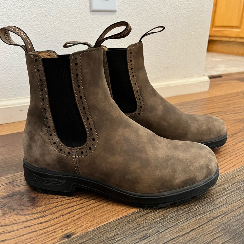 Blundstone Original Women’s Boots, Excellent Used Condition